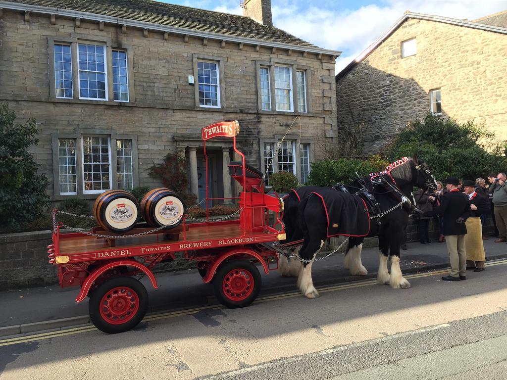 Linton Court Coach House Daire Settle Dış mekan fotoğraf